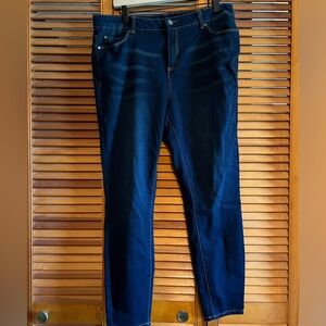 Dark wash blue jeans like new